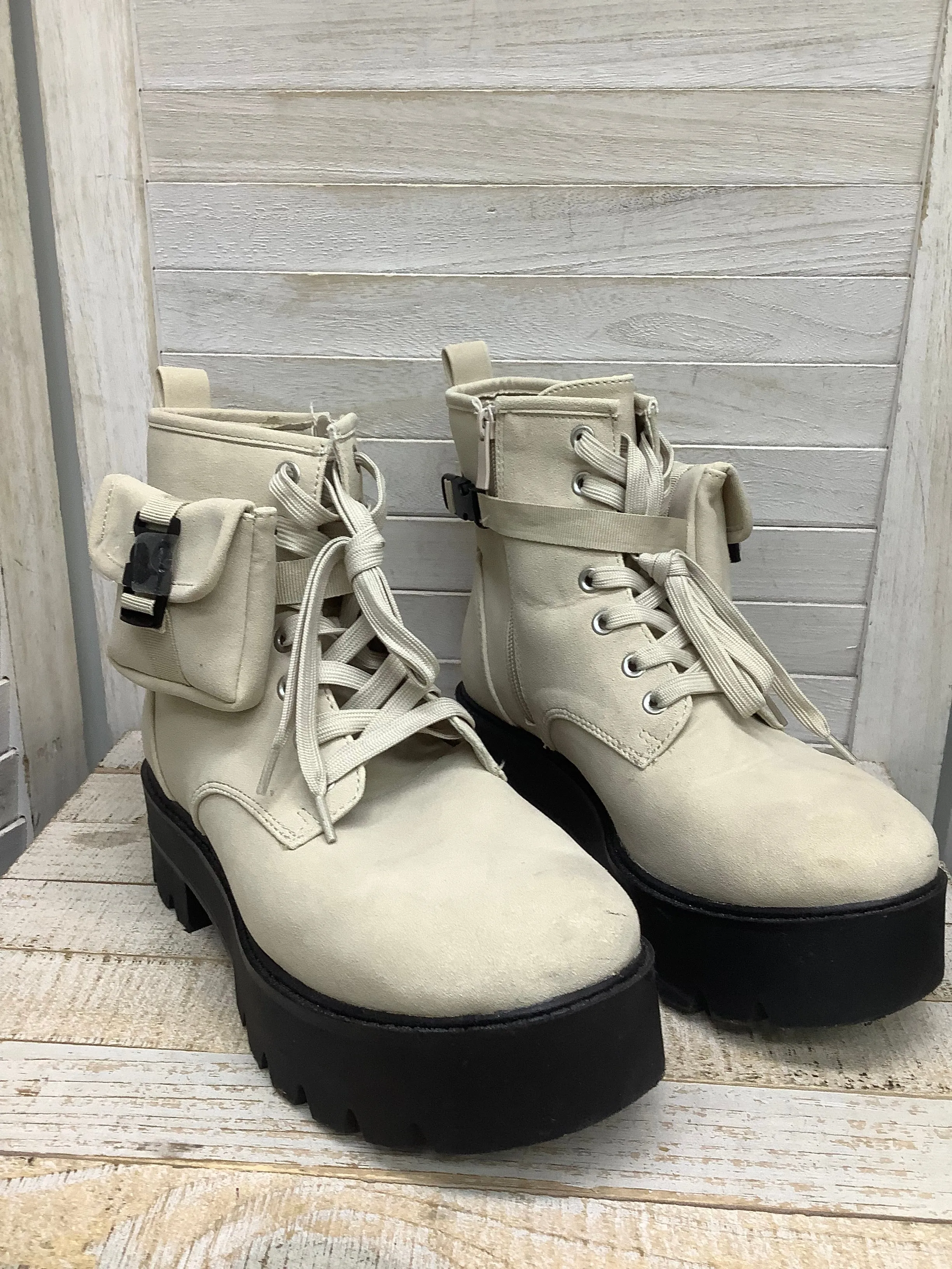 Boots Combat By Torrid In Tan, Size: 7.5 Cream Combat Boots