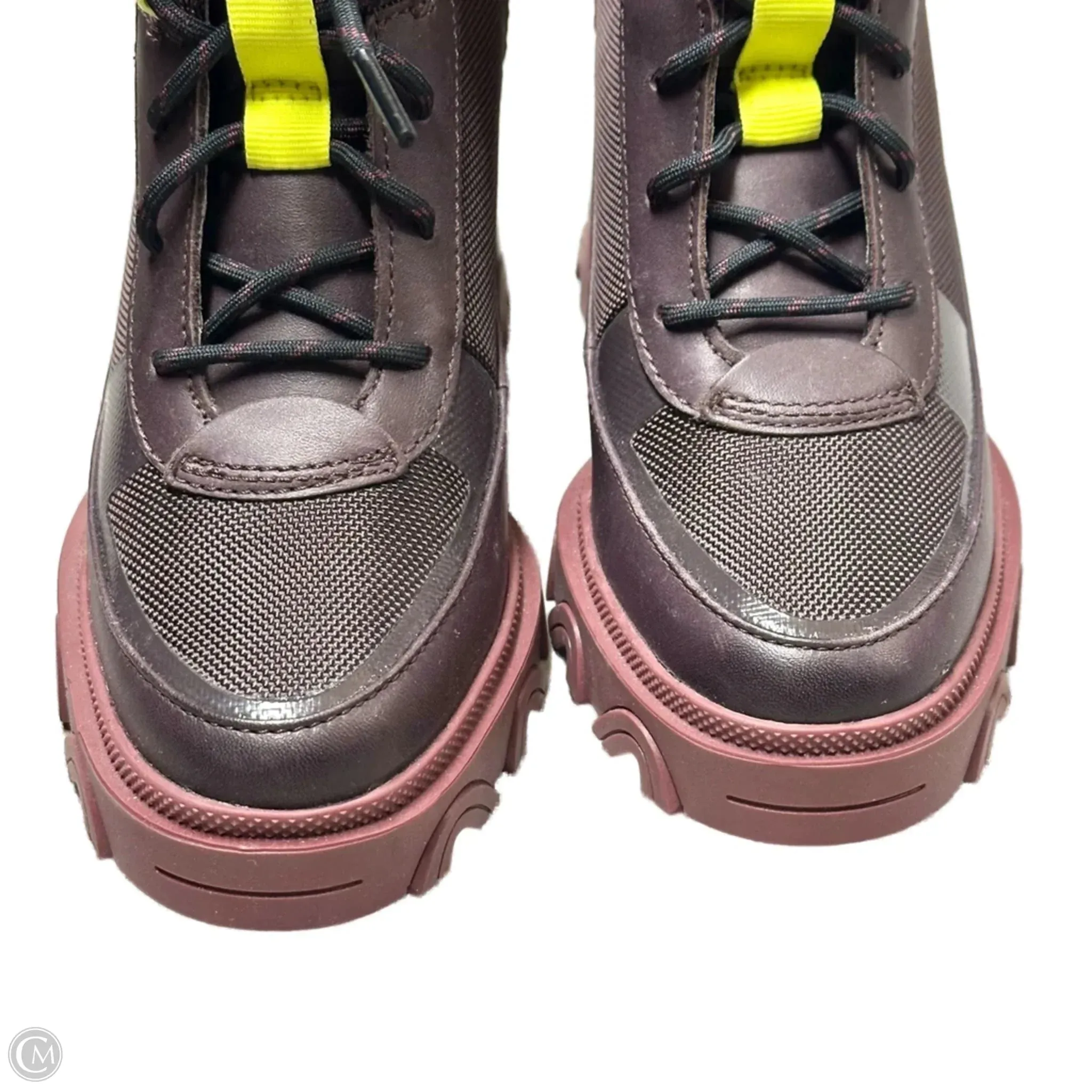 Boots Combat By Sorel In Maroon, Size: 6.5 Combat Boots With Shoe Strings