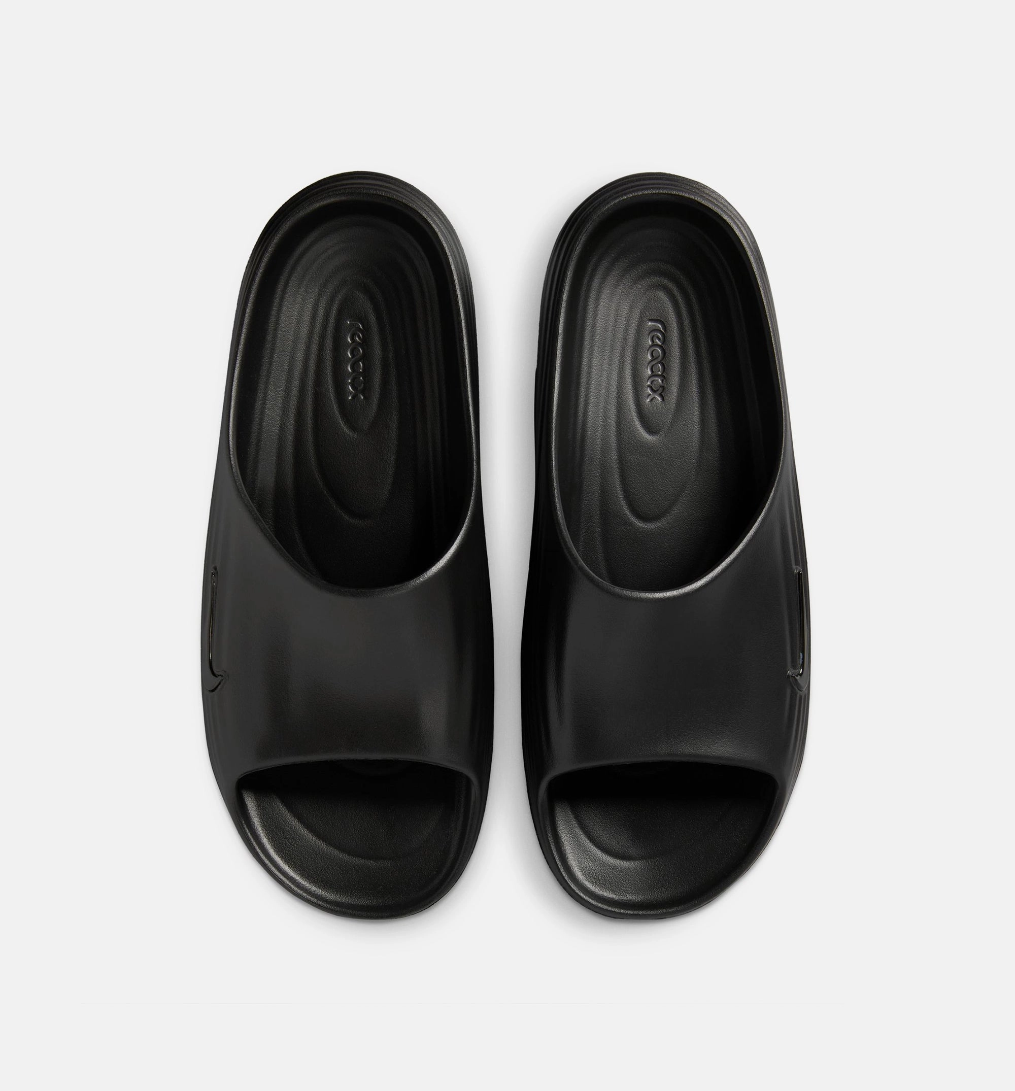 ReactX Rejuven8 Mens Slide - Black/Black/Black Hawaii Slippers