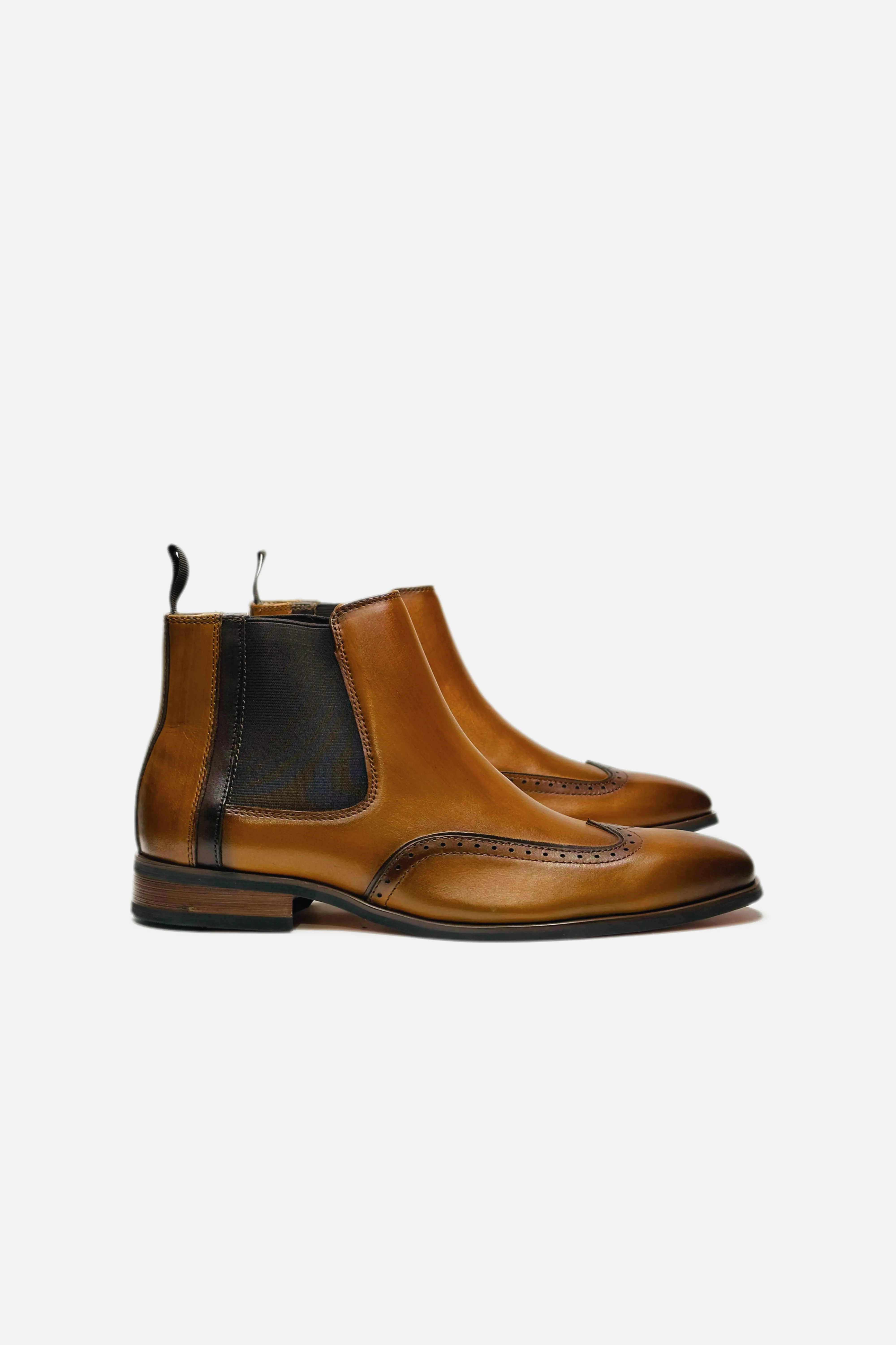 Leather Platform Sole Chelsea Boots Arcadia Wingtip Chelsea Boots