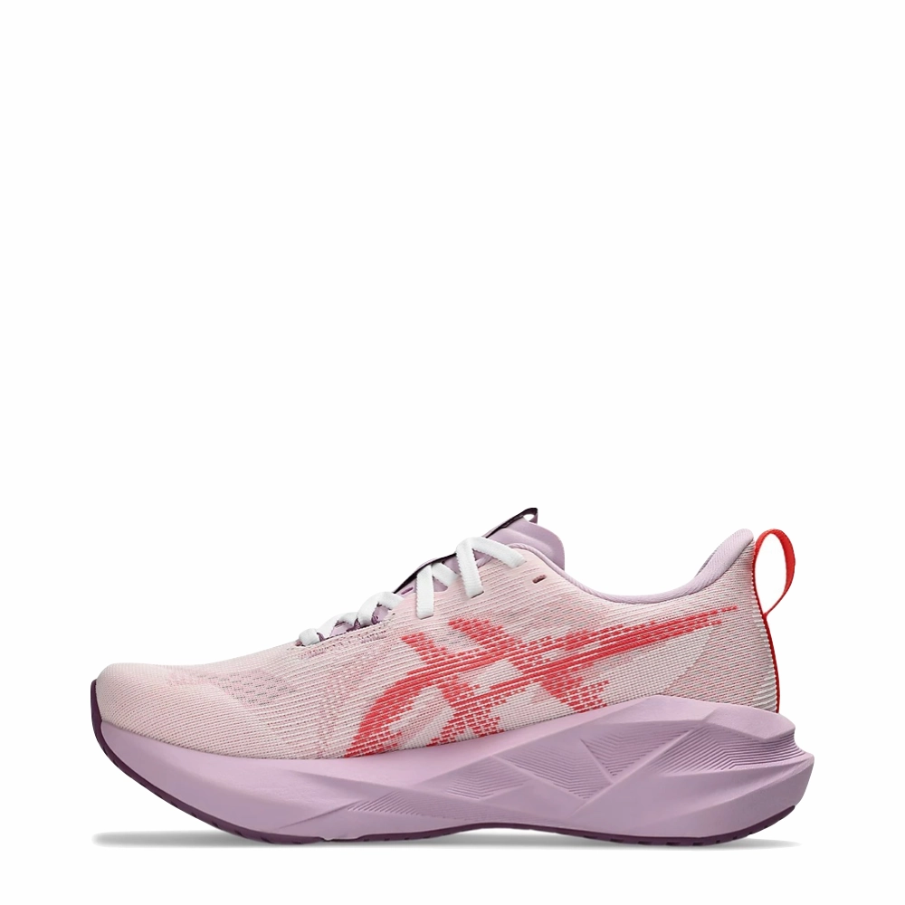 Asics Gel-zaraca 4 Running Shoe Asics Women's Novablast 5 Sneaker in White/Coral