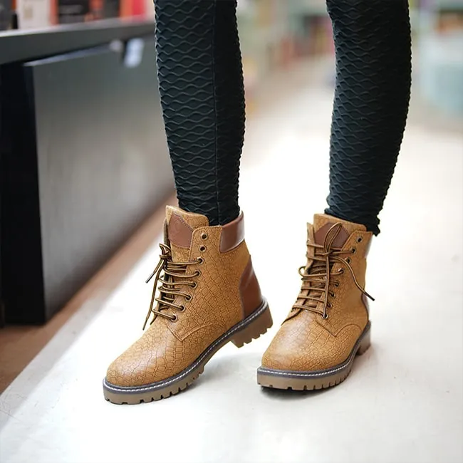 Bacca Bucci WOMEN Genuine-Leather High-Ankle Chukka Boots | Model Name: VIENNA Hiking Boots For Snow And Ice