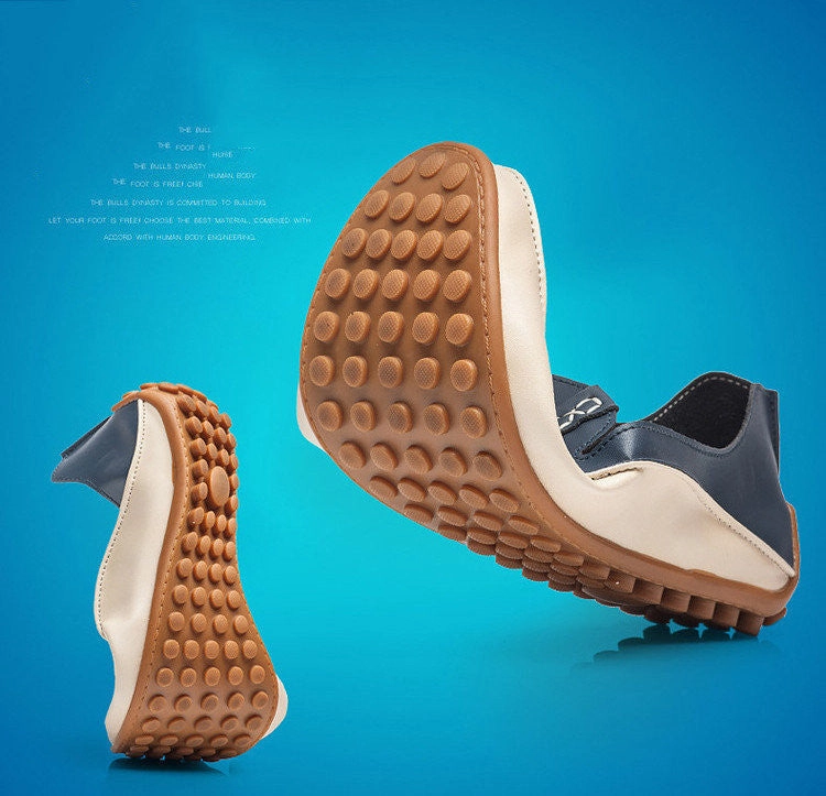 Big Size 38-47 Men Loafers Comfortable Men's Flats Top Quality Luxury Brand Leather Mens Shoes Summer Breathable Driving Shoes Clean White Shoes