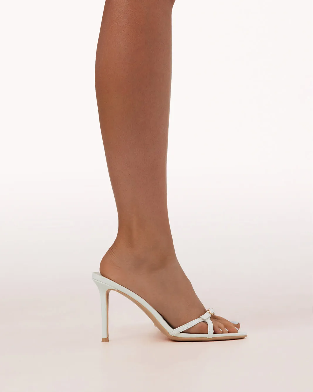 UMAY - WHITE PATENT Knee High Heeled Boots