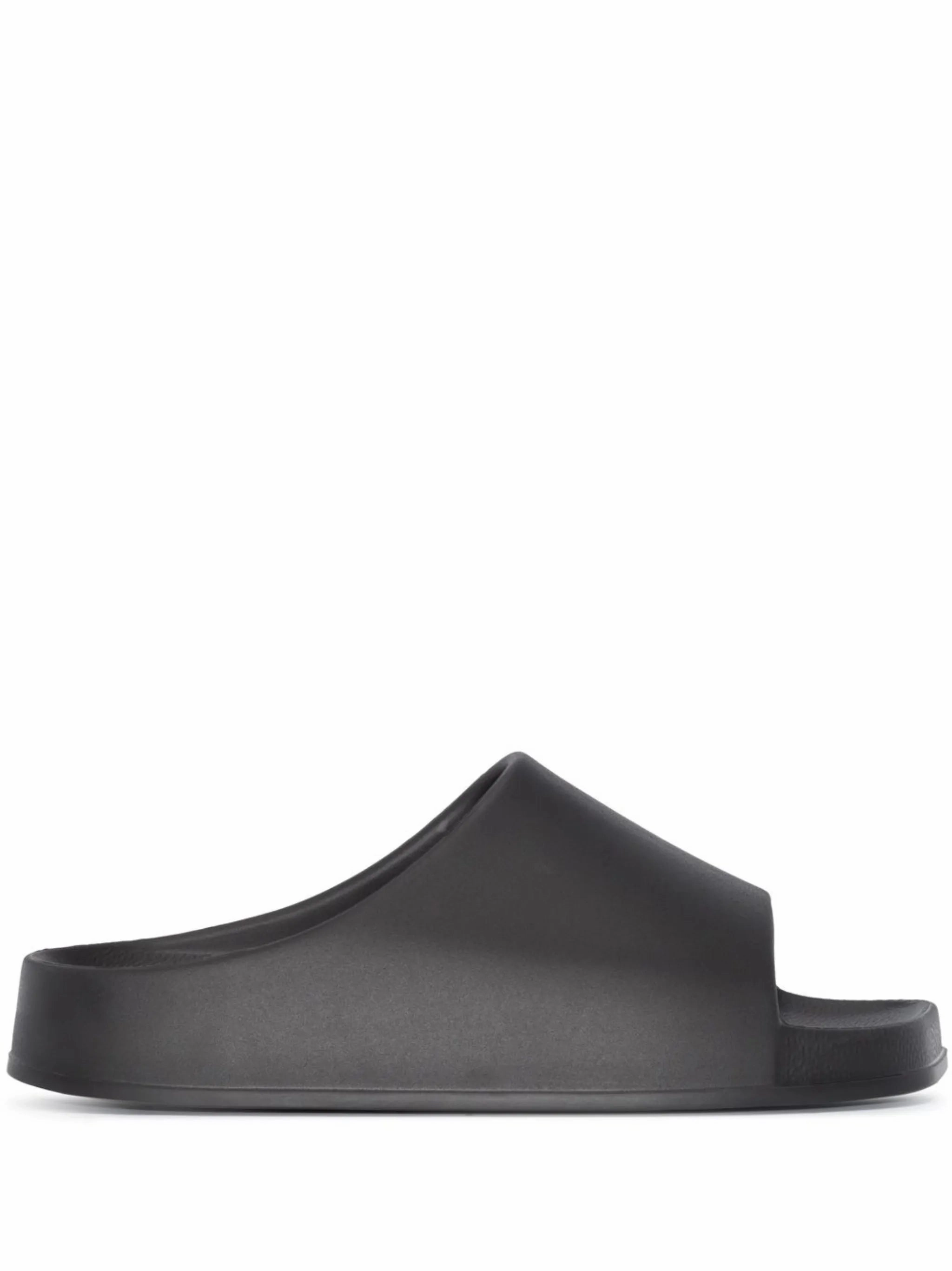 Frenchie Slippers Brighton flat slides