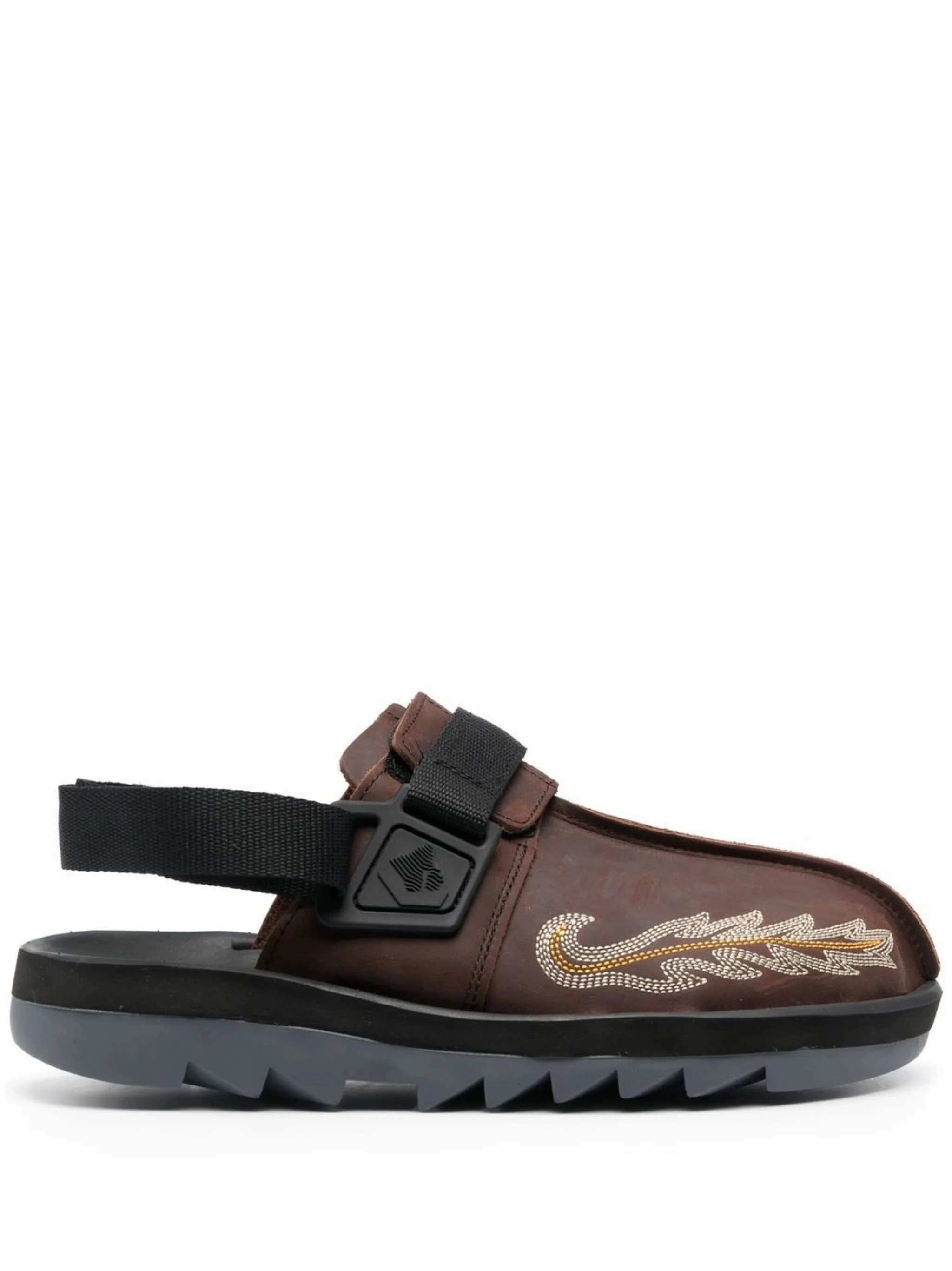 calf-leather embroidered shoes Wearing Slippers In Public