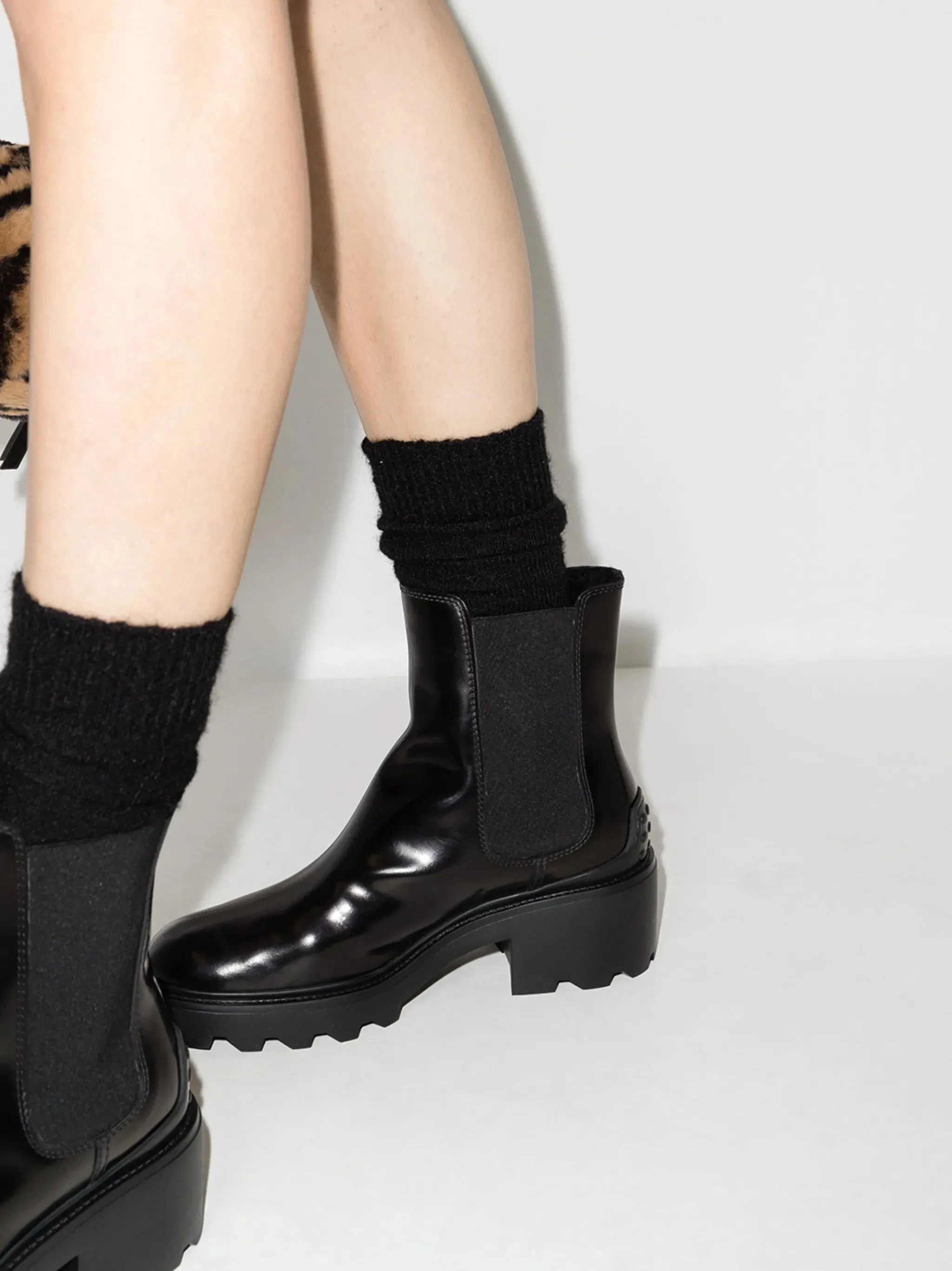 Chelsea Boots Vs Chukka Boots Carriage 60mm Chelsea boots