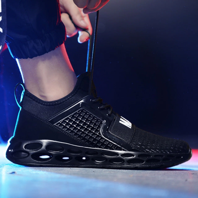 Flat Casual Shoes Men Sneakers 2019 Summer Comfortable Breathable Slip on Black Mesh Shoes Male Light Chaussures Homme Big Size 39-48