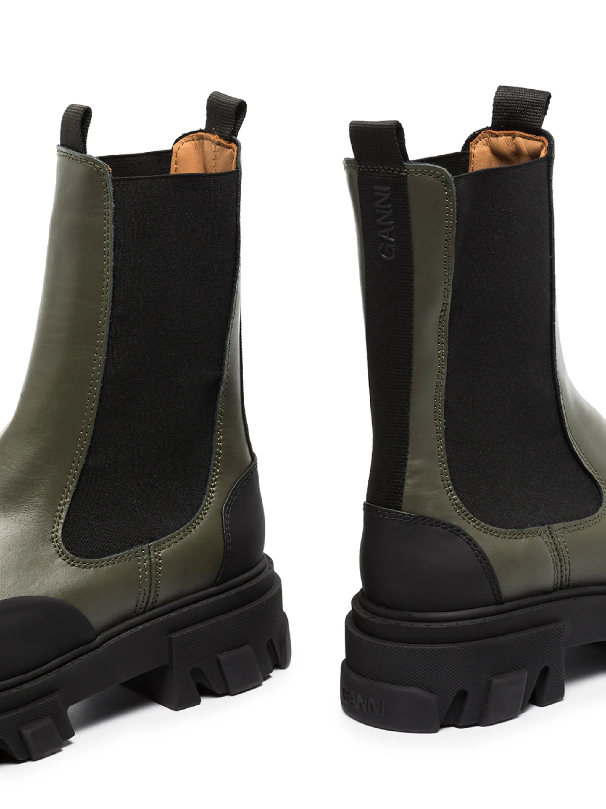 Chelsea ankle boots Calf High Chunky Chelsea Boots