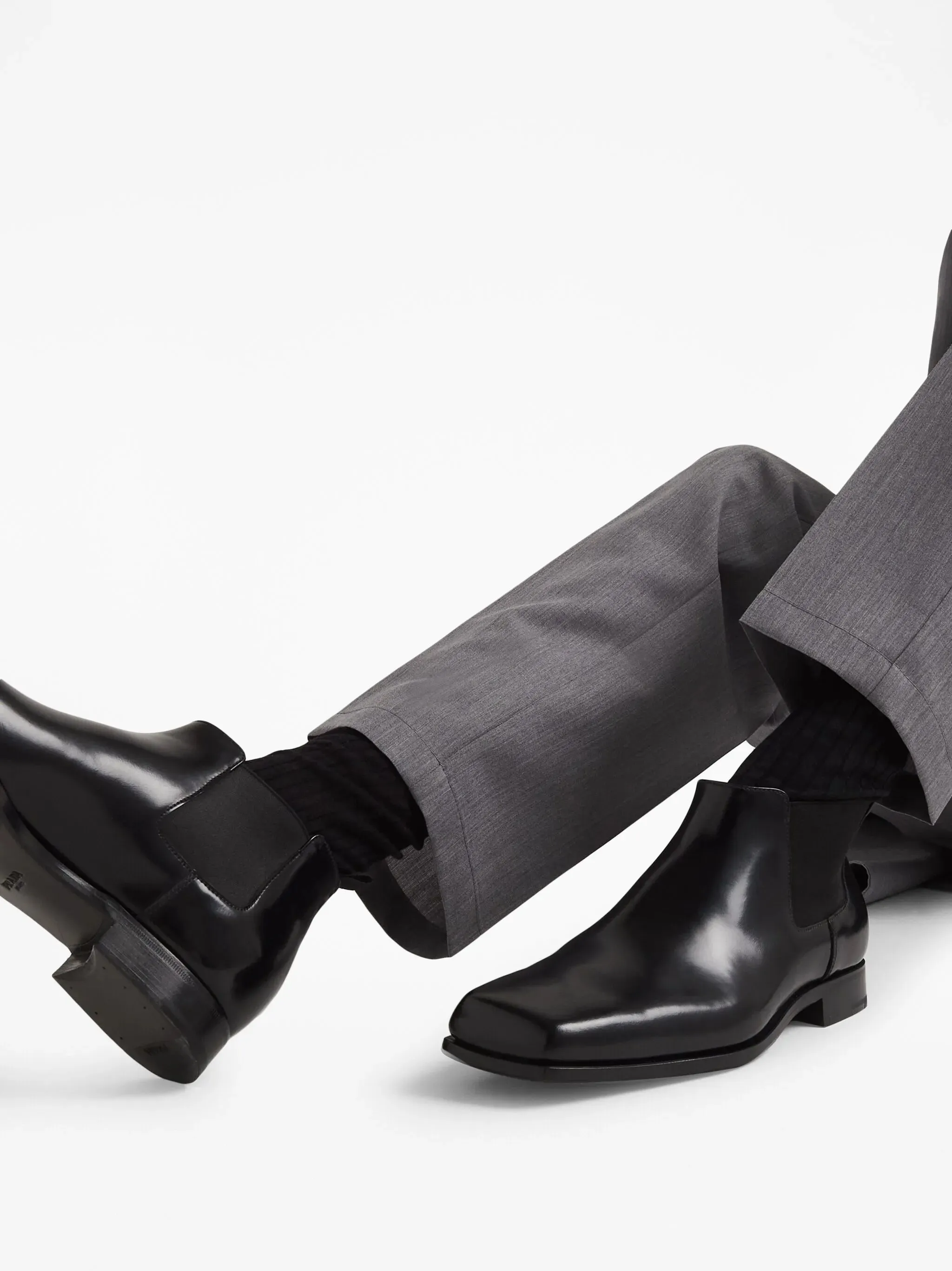 Chelsea brushed-leather boots Alberto Fermani Chelsea Boots