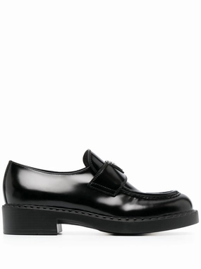 Drivers And Loafers Chocolate logo plaque 40mm loafers