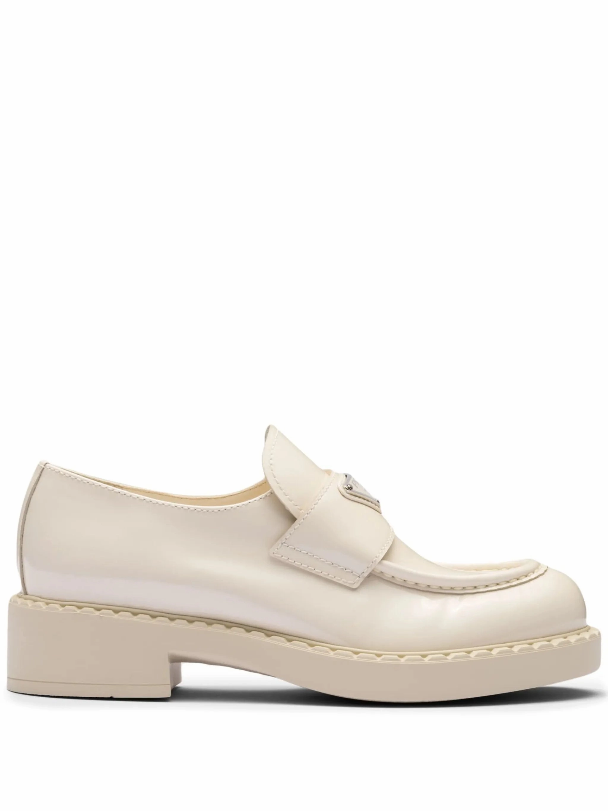 Alohas Rivet Loafers Chocolate patent leather loafers