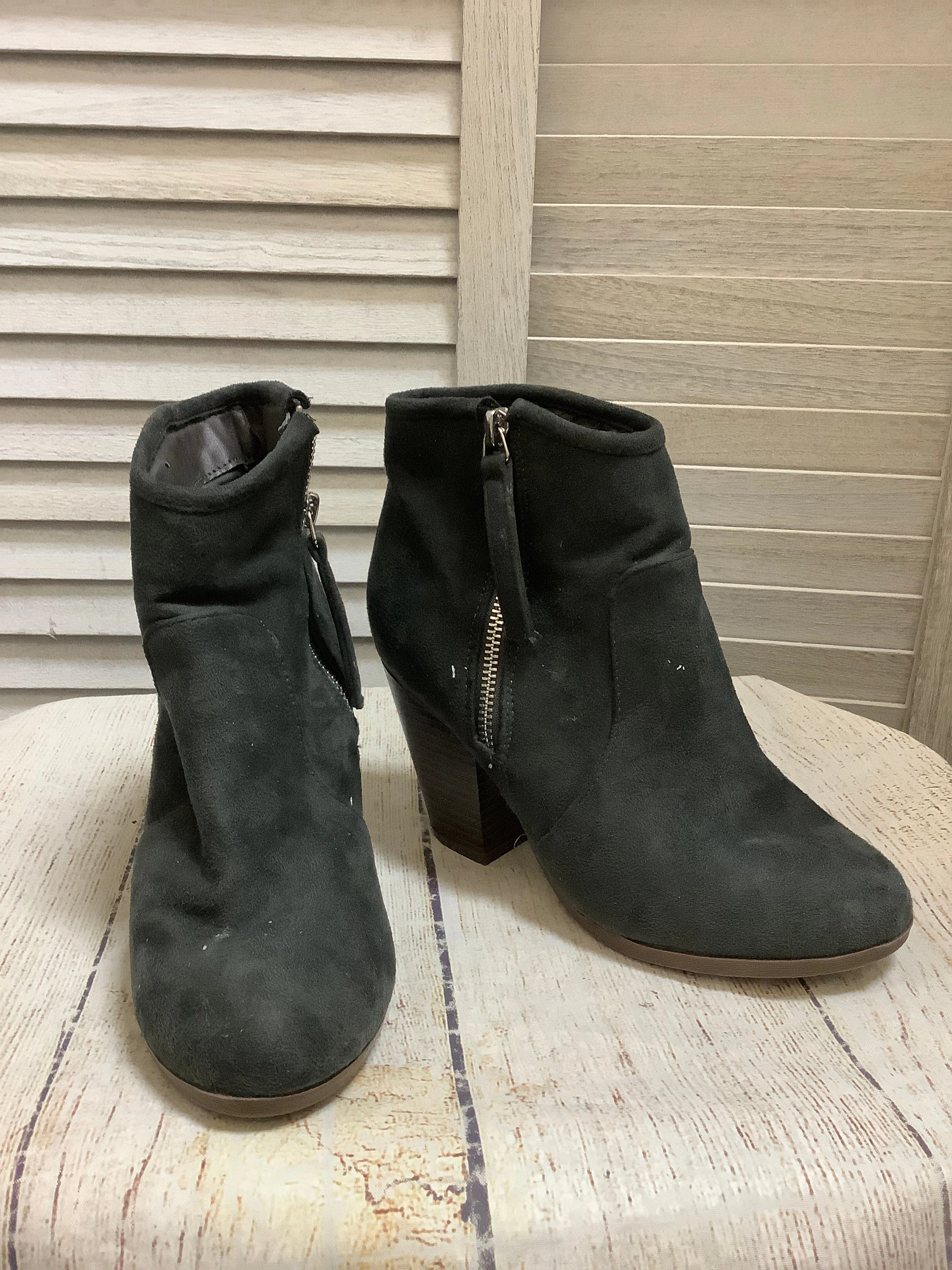 Ankle Boots Soft Boots Ankle Heels By Clothes Mentor  Size: 6