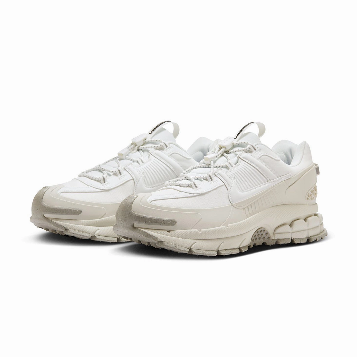 Zoom Vomero Roam 'Summit White' Cute Nike Tennis Shoes