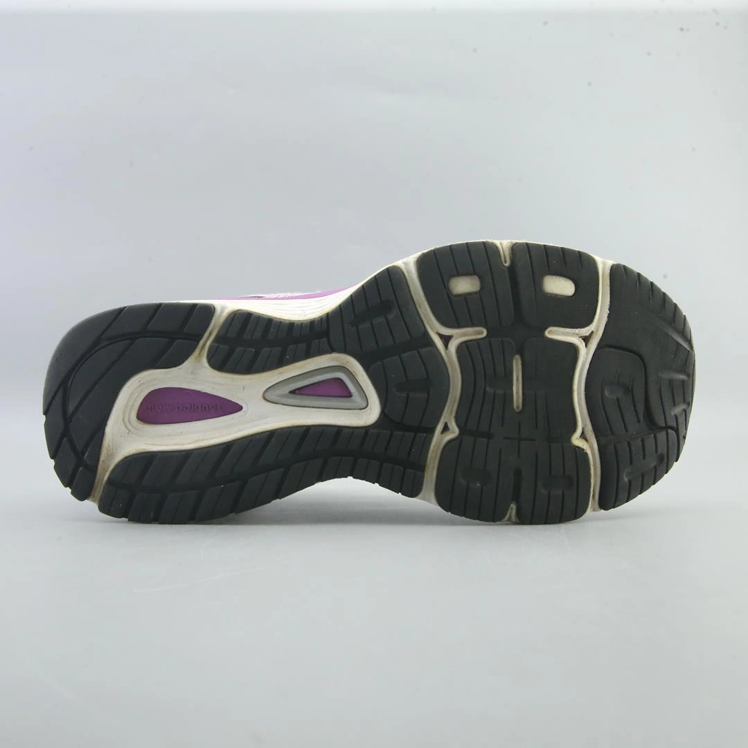 NEW BALANCE 860V9 New Balance 9060 Wide