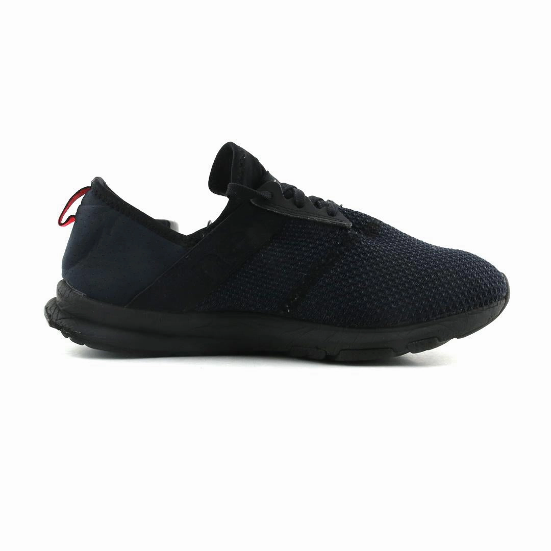 New Balance 530 Triple Black NEW BALANCE NERGIZE