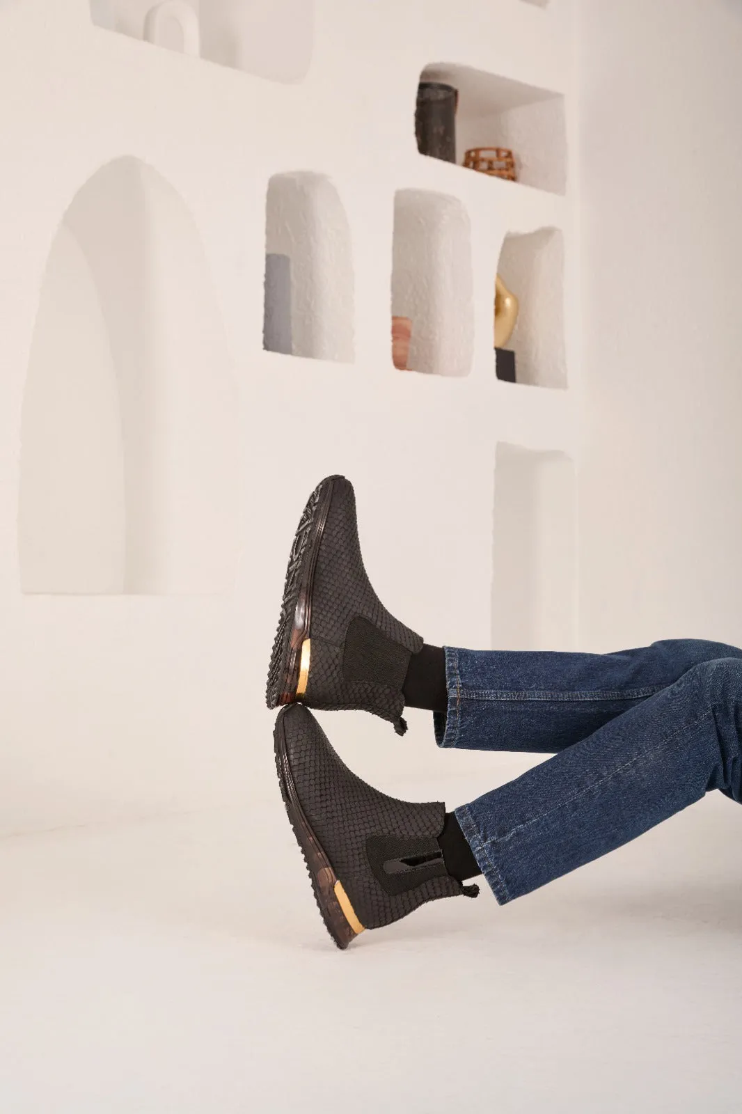 The Panther Black Leather Men Chelsea Boot Moc Toe Chelsea Boots