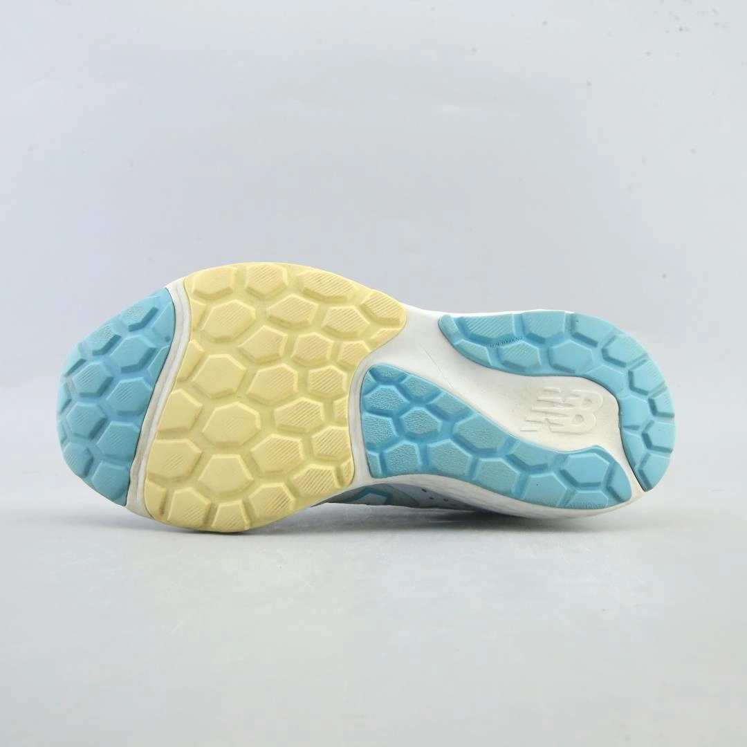 NEW BALANCE 520V7 New Balance 272 Wide