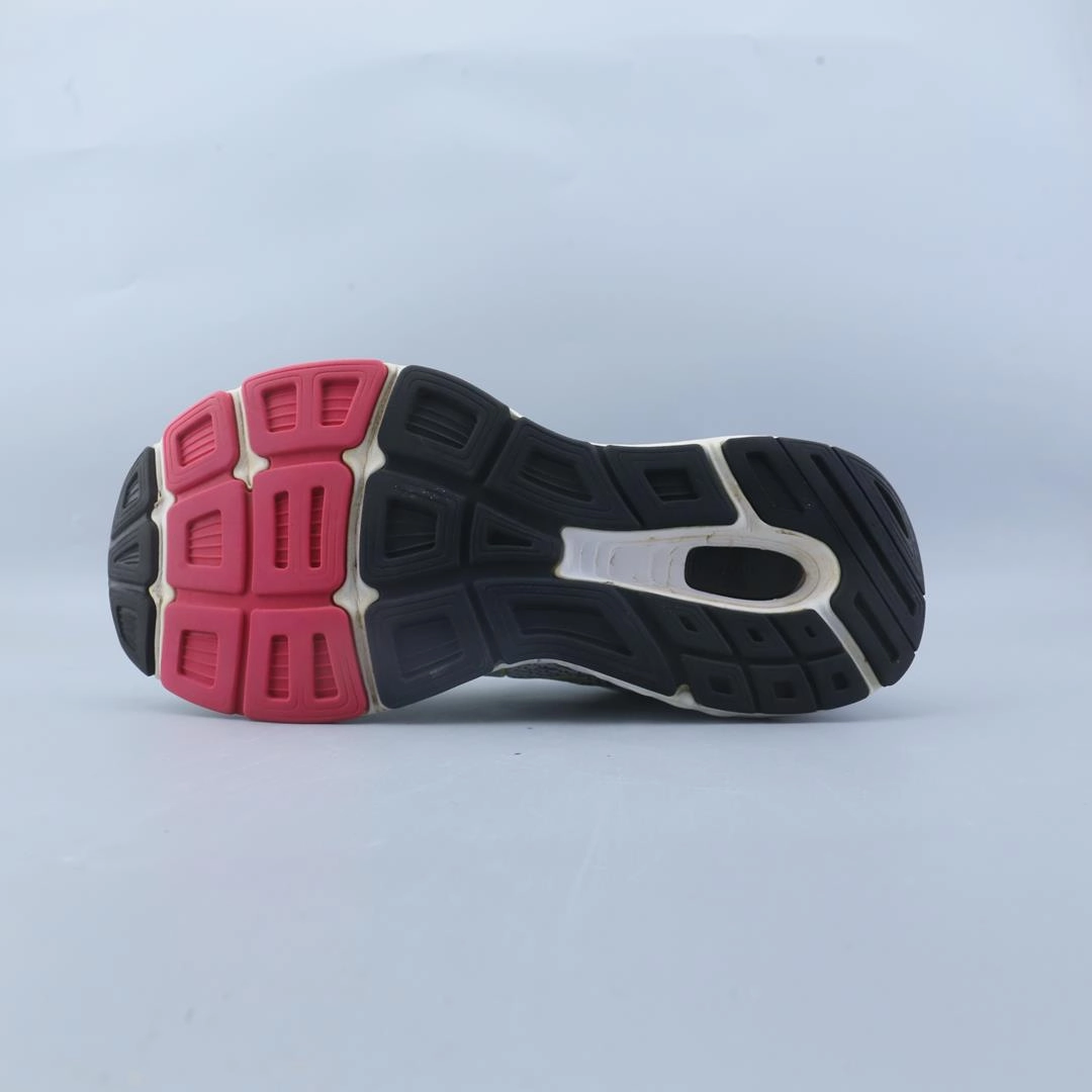 New Balance Cross Trainers For Women NEW BALANCE 680V6