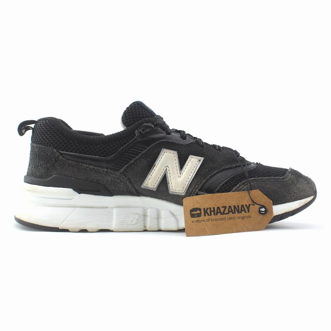 New Balance Women's 877 V1 Walking Shoe NEW BALANCE 997H
