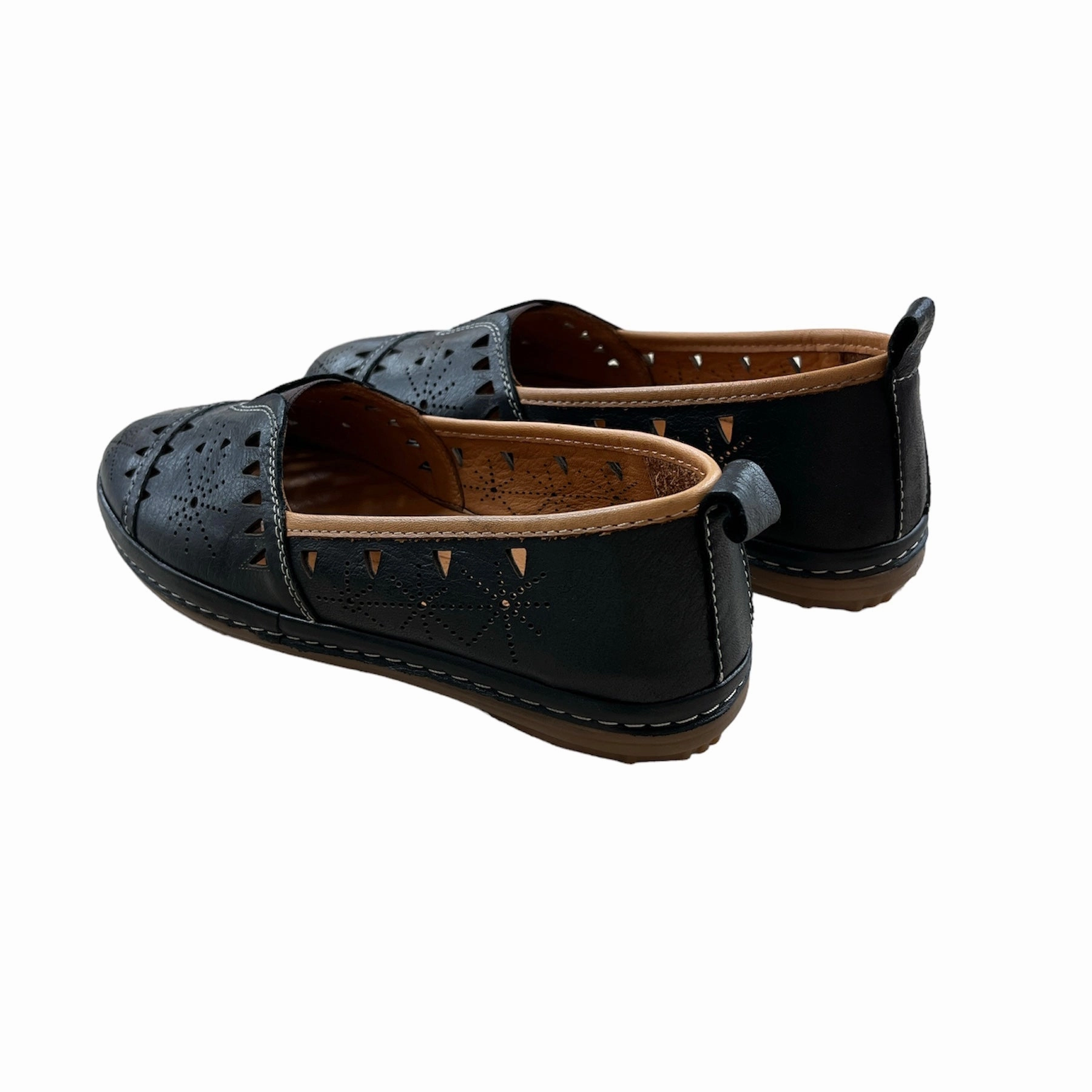 Emily-01 Black Leather Shoes Arahi