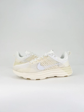 Nike Lunar Roam Nike Green Running Shoes