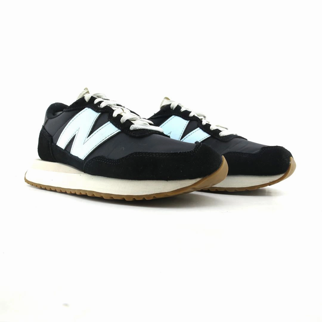 New Balances 1906 NEW BALANCE 237