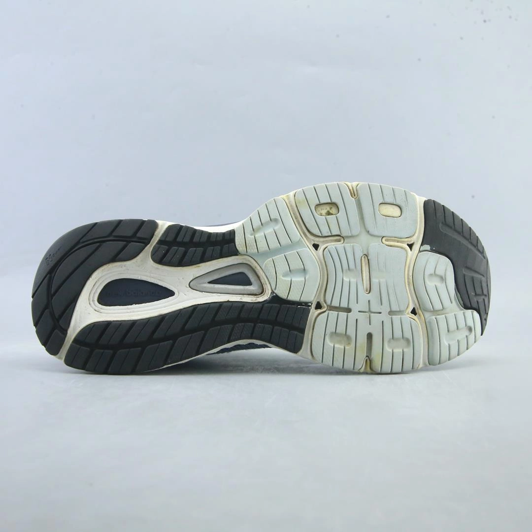 New Balance 880V9 Maroon New Balances