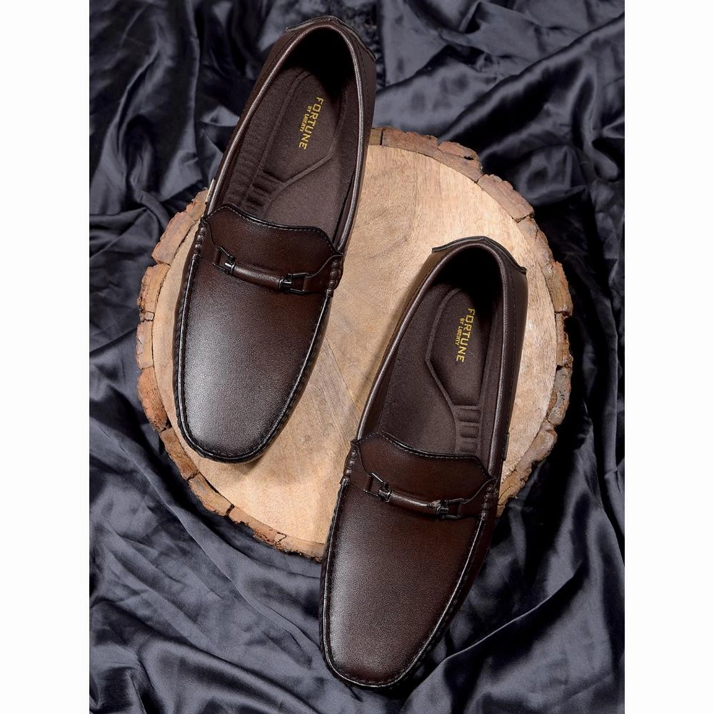 Loafers That Feel Like Sneakers Fortune By Liberty Mens VCL-107 Brown  Formal Loafers