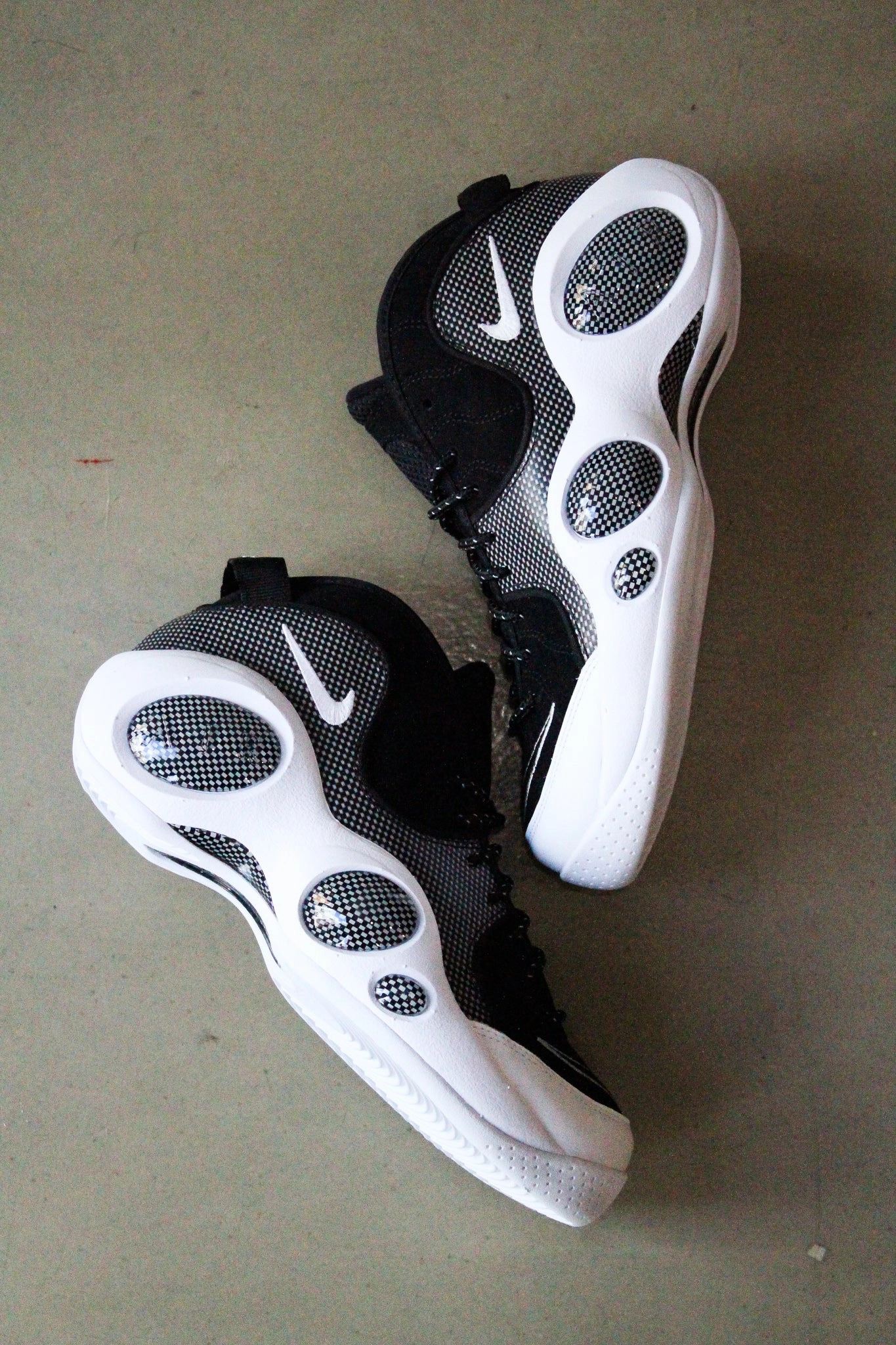 Nike Shoes On Sales AIR ZOOM FLIGHT 95 "BLACK/METALLIC SILVER"