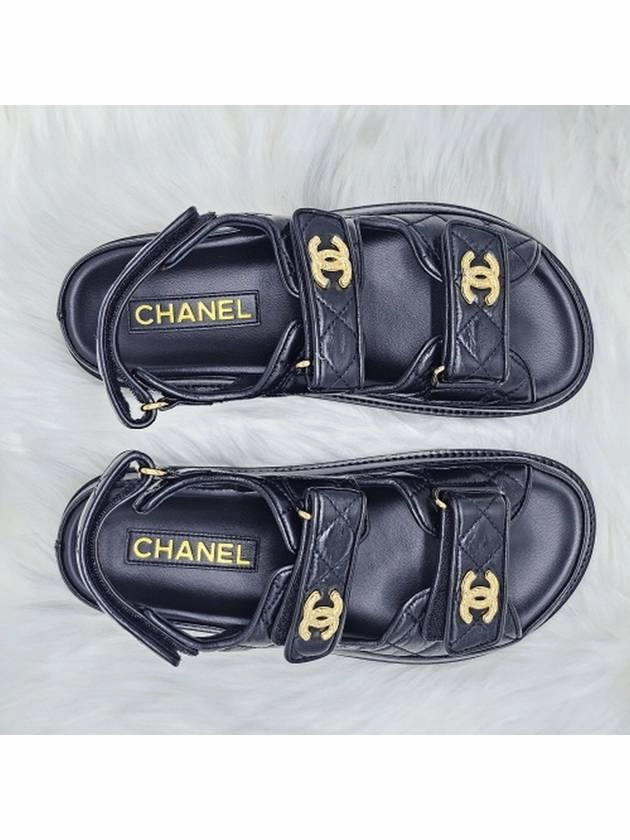 Sandals With Chunky Heels Logo Crumpled Shiny Lambskin Sandals Black Chanel