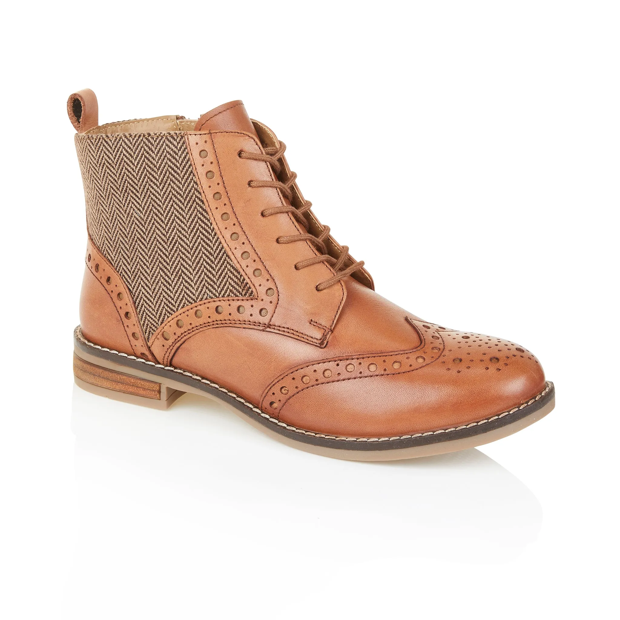 Best British Chelsea Boots Grace Leather Brogue Boots - Tan