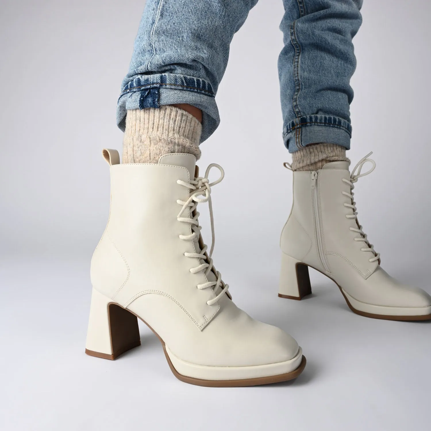 KALINDI LACE-UP BOOTIES IN VEGAN LEATHER Combs W Combat Boot