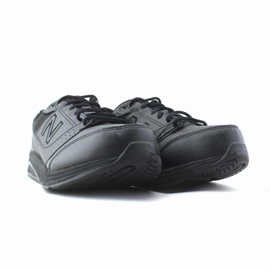 Lightweight New Balance Shoes NEW BALANCE 928V3