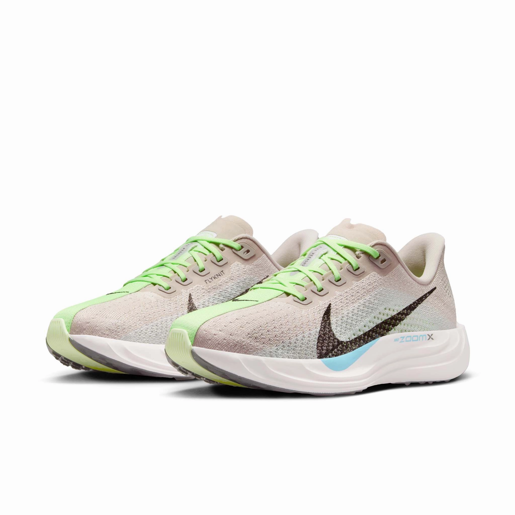 Nike | Women's Pegasus Plus Road Running Shoes - Silt Red/Black-Barely Volt-Platinum Tint Nike Special Edition Golf Shoes