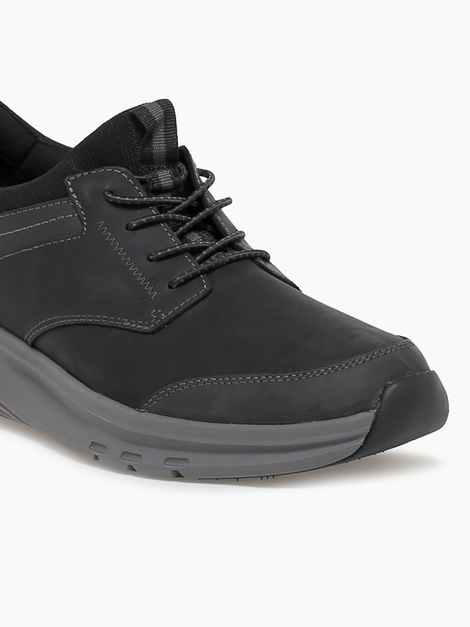 Motion Trek Ez Black Leather Marksman Mesh Oxfords
