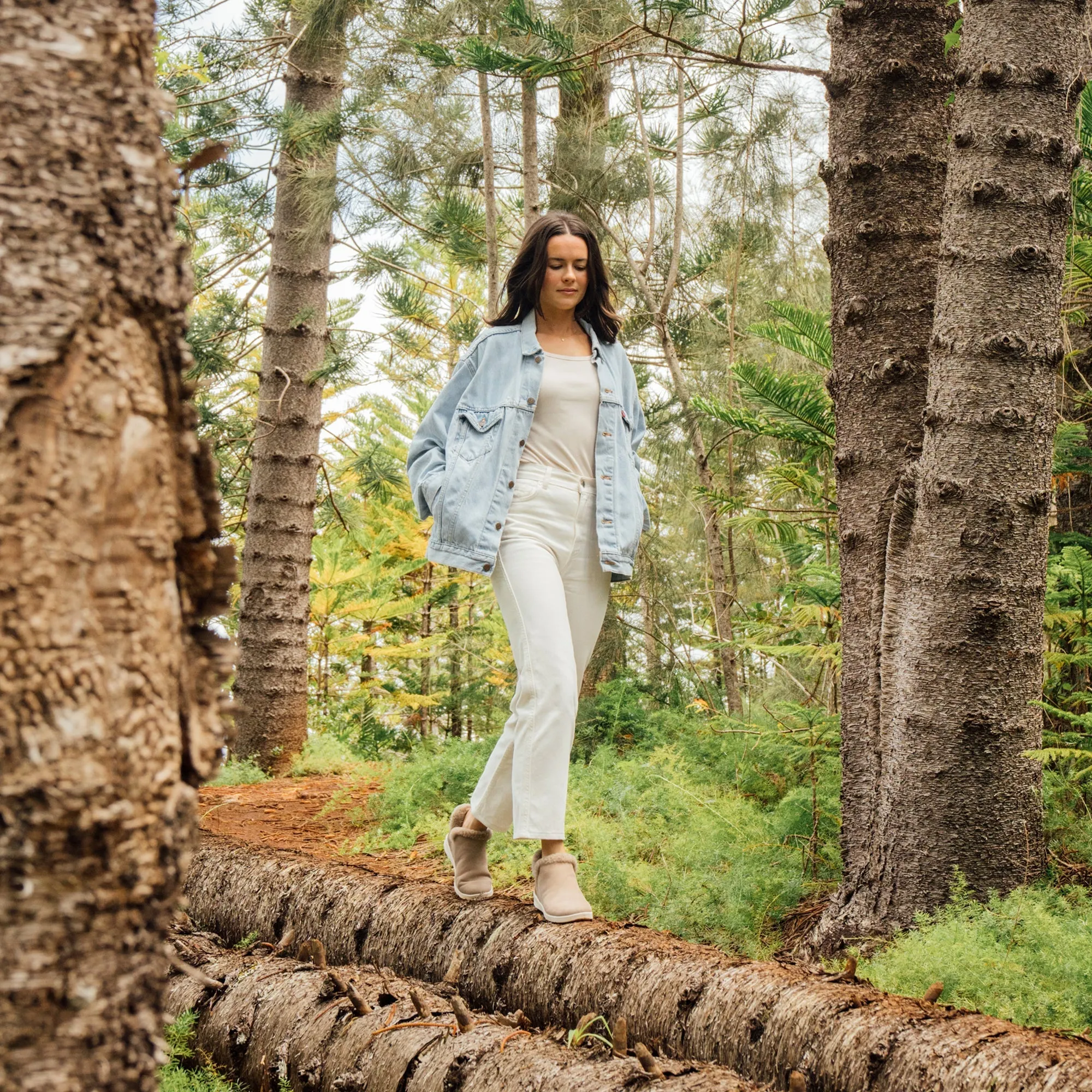 Kmau  -  Taupe Grey / Taupe Grey Wide Fit Ankle Chelsea Boots