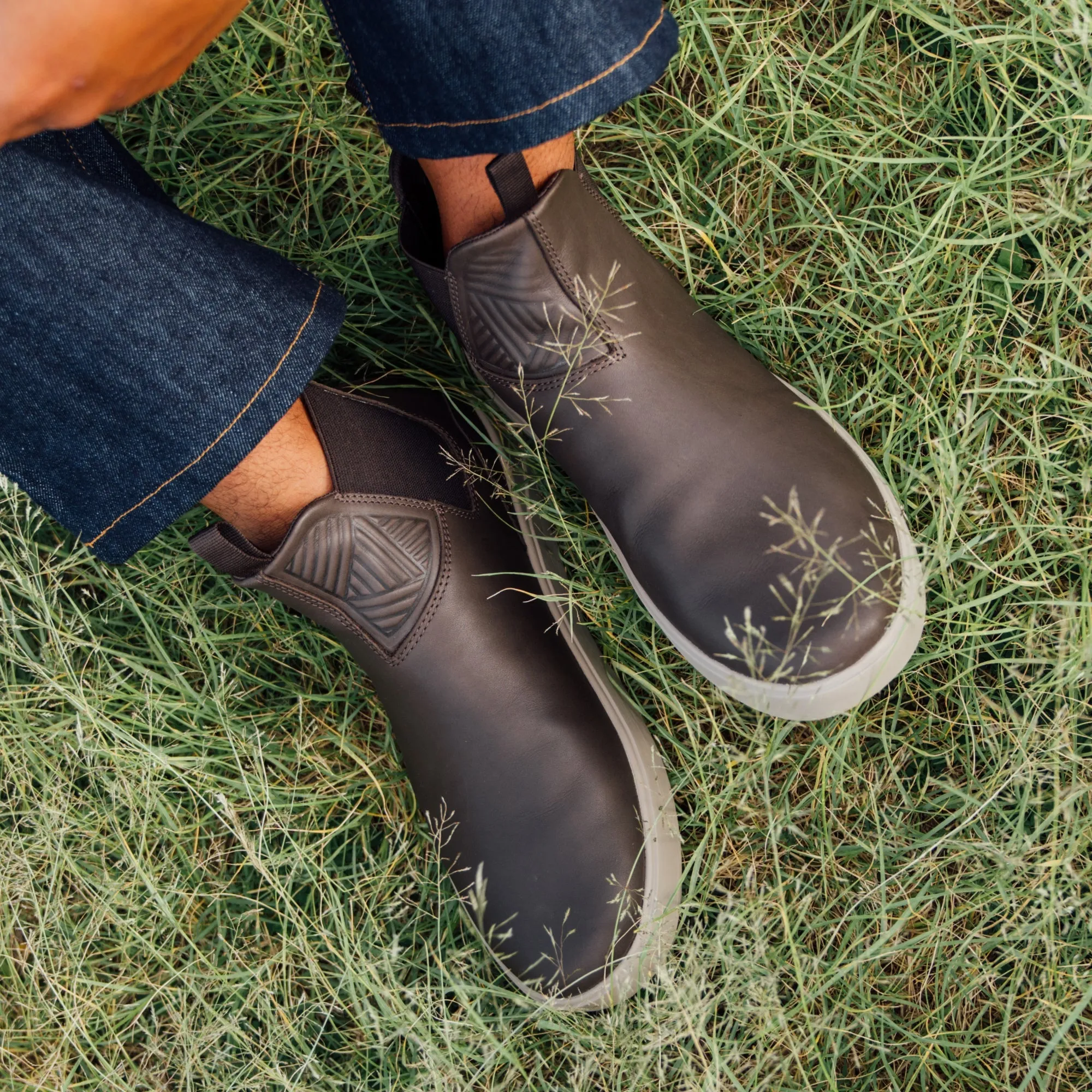 Lae'ahi Mid  -  Dk Java / Dk Java Chelsea Boots Outfit Formal