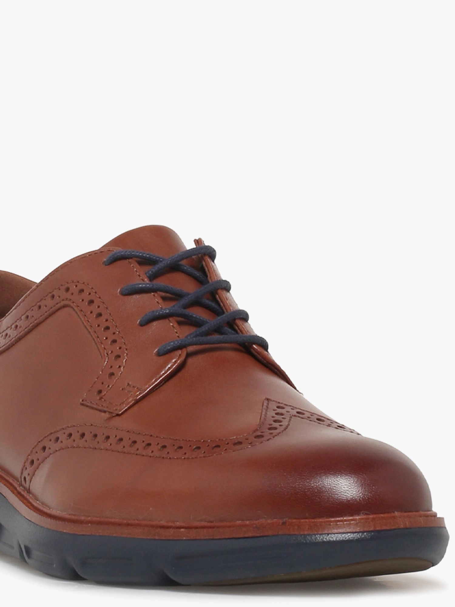 Larkin Wing Tip Tan Leather 204168 Motion Leather Oxfords