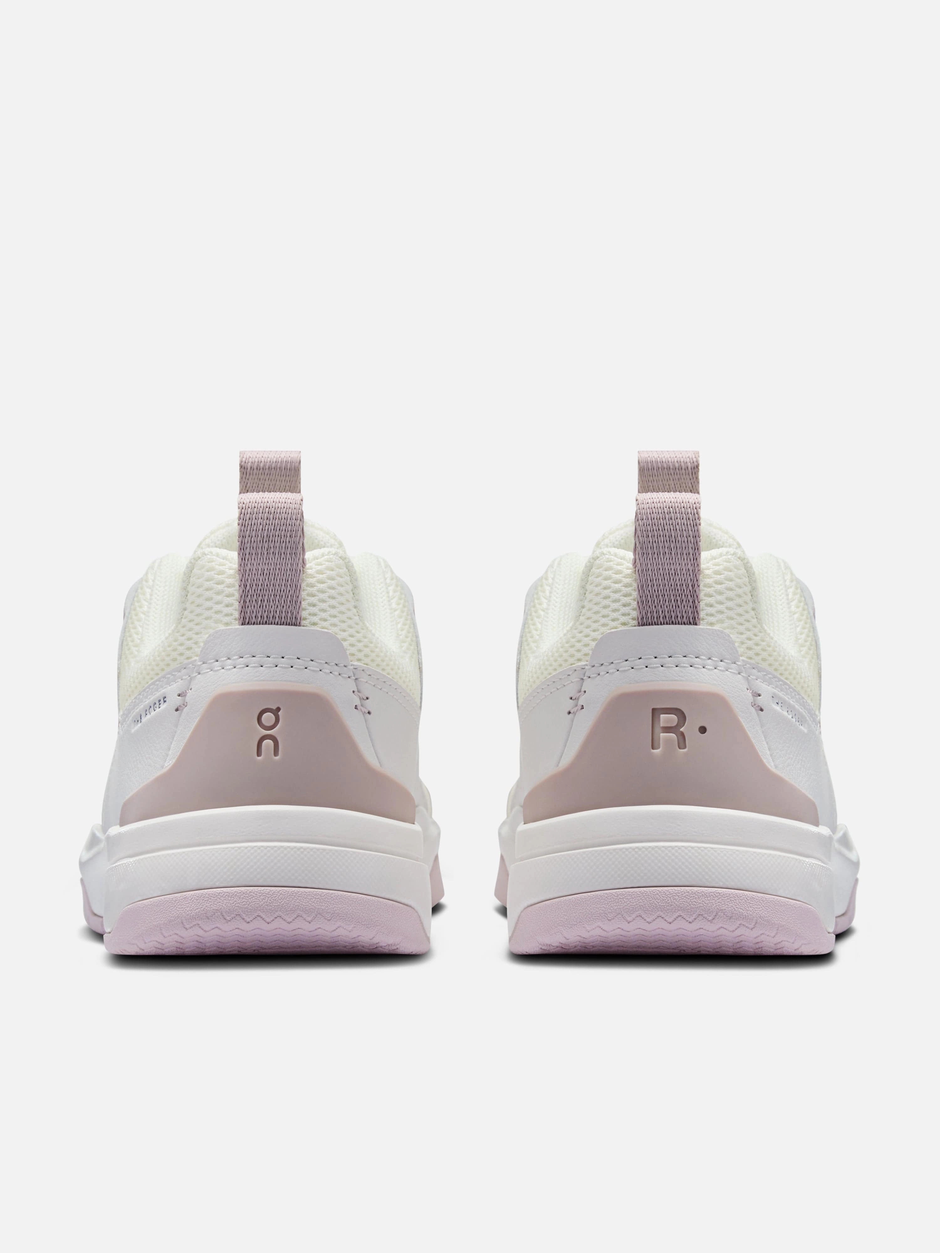 Running Shoes Pronators Kids The Roger Trainers in Ivory