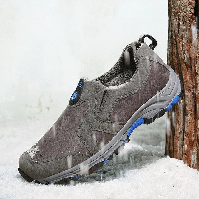 2019 Winter Outdoor Trekking Boots Men Slip On Mountain Climbing Sneakers Leather Warm Hiking Shoes For Men Mountain Trainers Timber