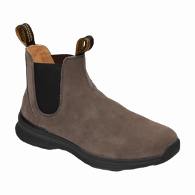Men's Active 2145 Chelsea Boot Wearing Ankle Boots With Socks
