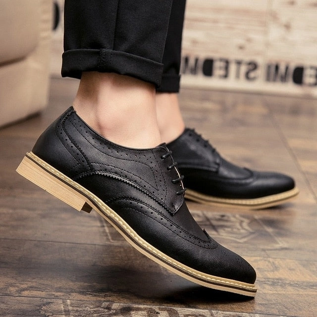 Parties Mate Oxford Merkmak New Arrival Luxury Italian Men Brogue Dress Shoes Formal Business Oxfords Shoes for Men British Brand Men Leather Flats