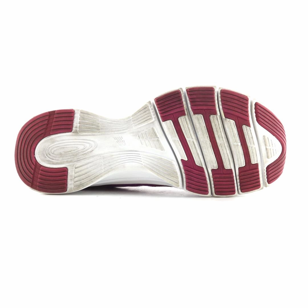 New Balance 574 Big Kids NEW BALANCE 711