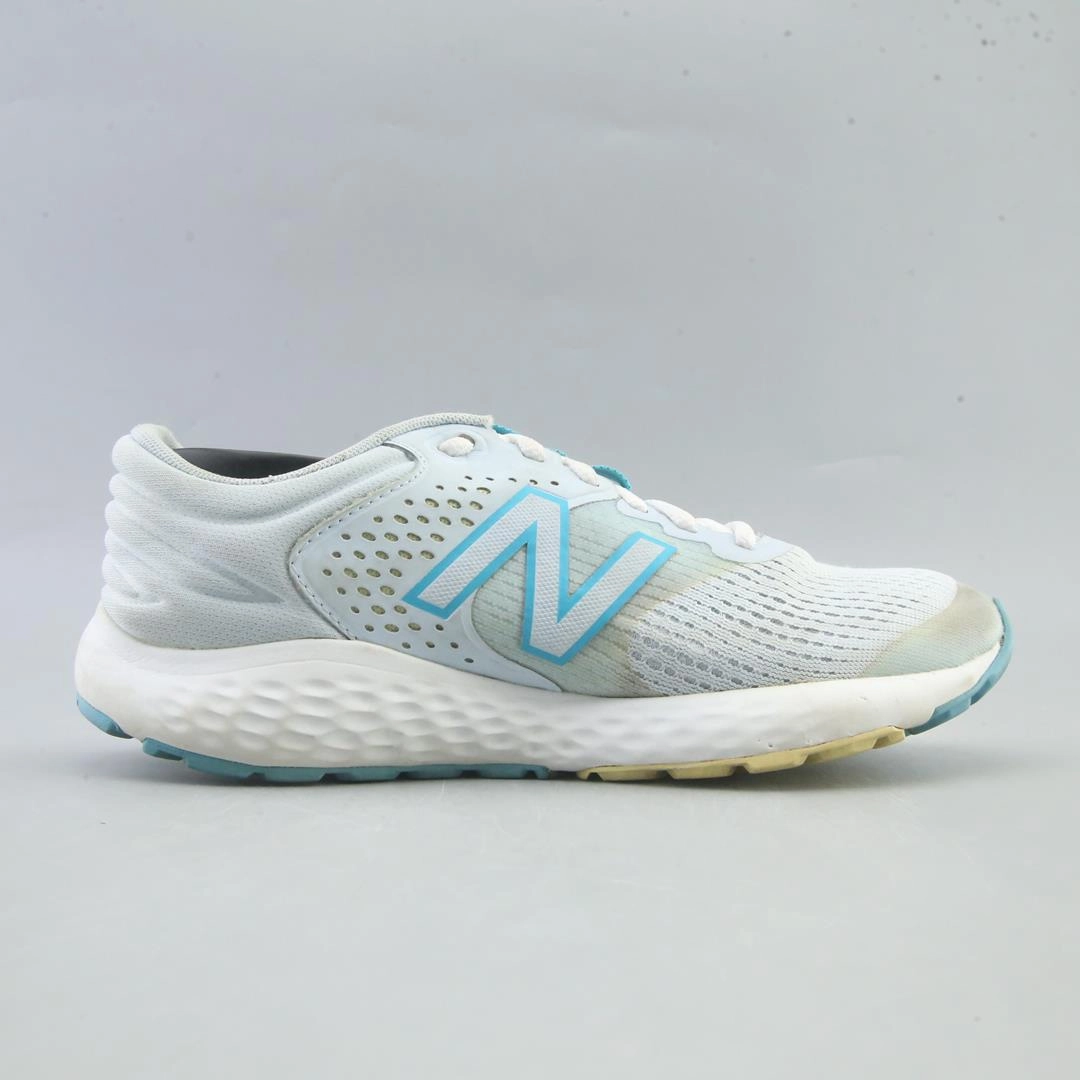 NEW BALANCE 520V7 Beige New Balance Women