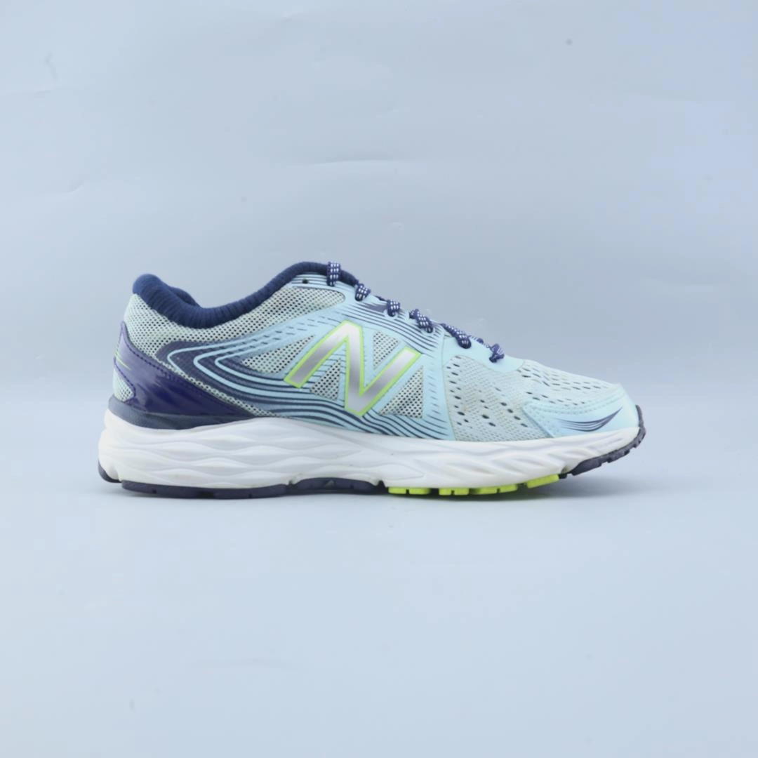 NEW BALANCE 680V4 New Balance Size 4.5