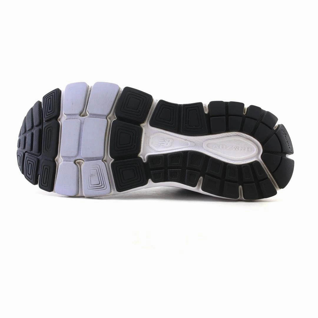 Dark Grey New Balance 574 NEW BALANCE 840V4