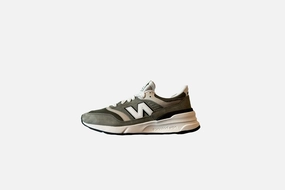 New Balance "997R" M - Green / White New Balance Hierro V8 Review