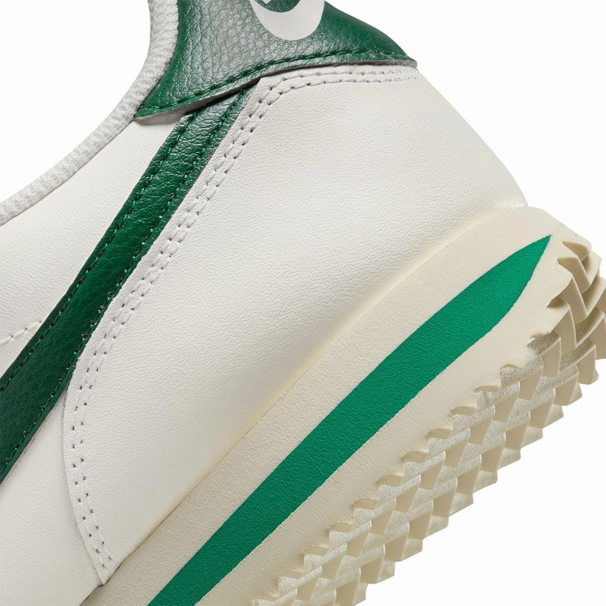 Nike Mesh Running Shoes Wmns Cortez 'Sail Gorge Green'