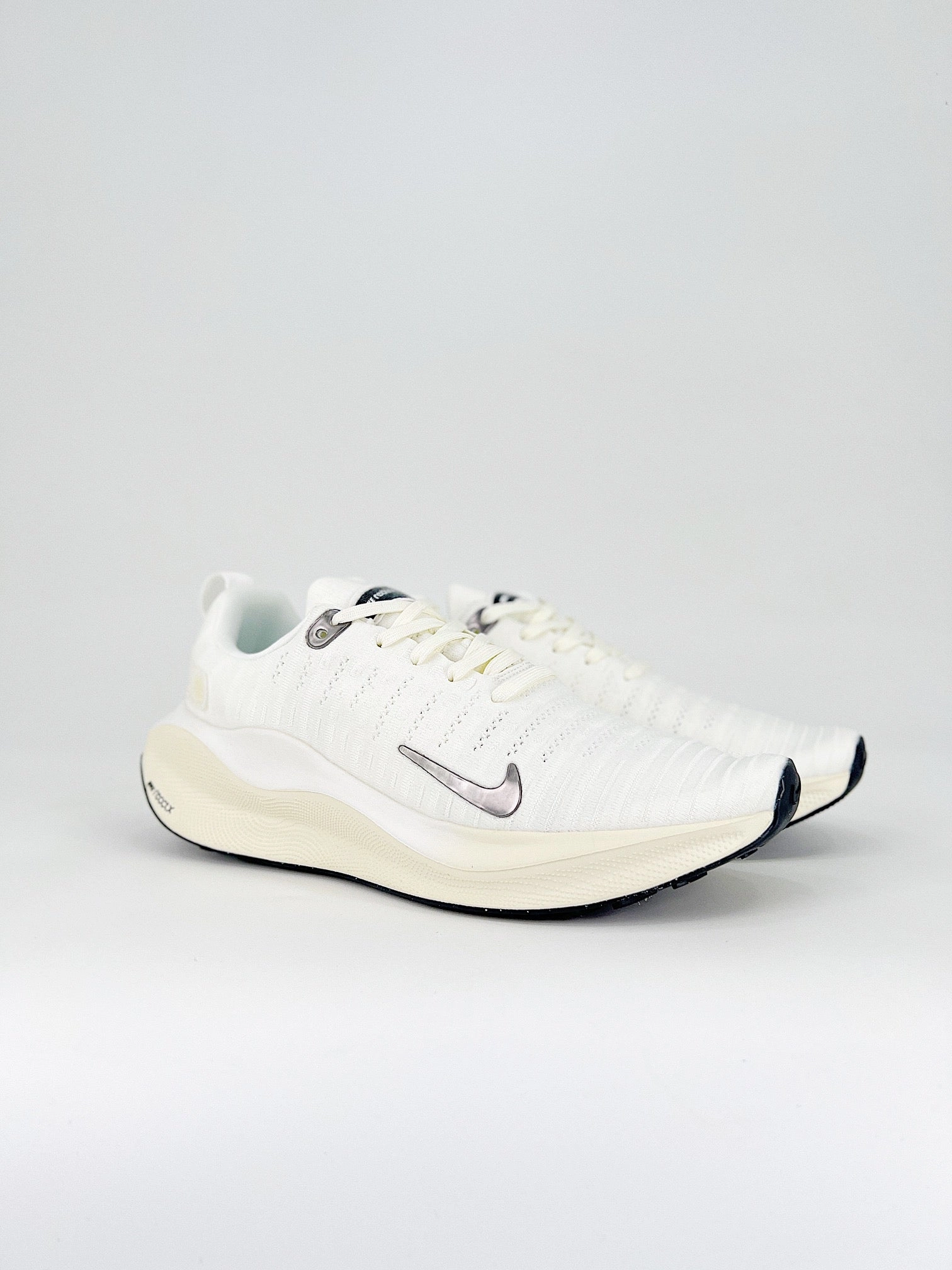 Throwing Shoes Nike Nike REACTX INFINITY RUN 4